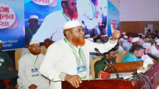 শুরু থেকেই ছাত্র-জনতার বিপ্লবকে ধূলিসাৎ করতে প্রতিবিপ্লবের চেষ্টা হয়েছিল