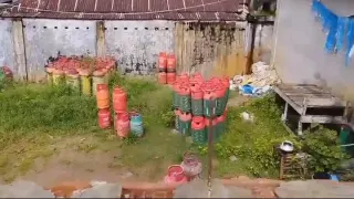ফটিকছড়িতে আবাসিক এলাকায় গ্যাস সিলিন্ডার মজুদ